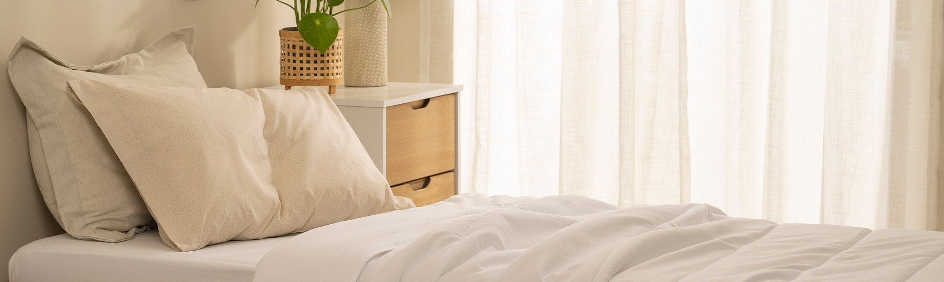 Cama con acolchado de Arredo